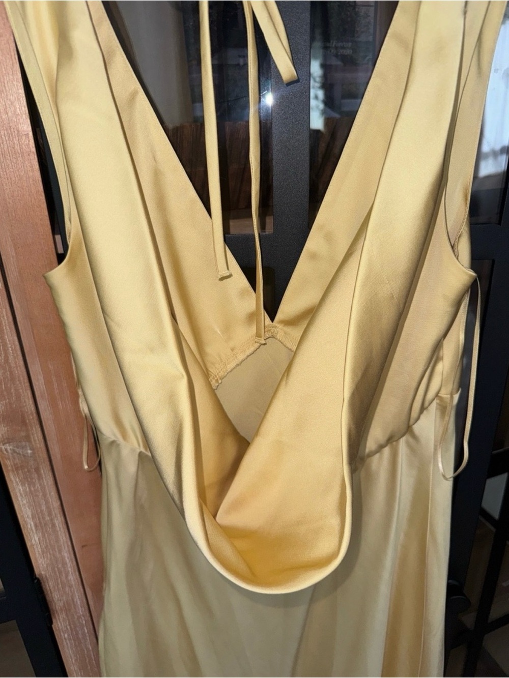 Abercrombie & Fitch Butter Yellow V-Neck Maxi Dress - Picture 6 of 6